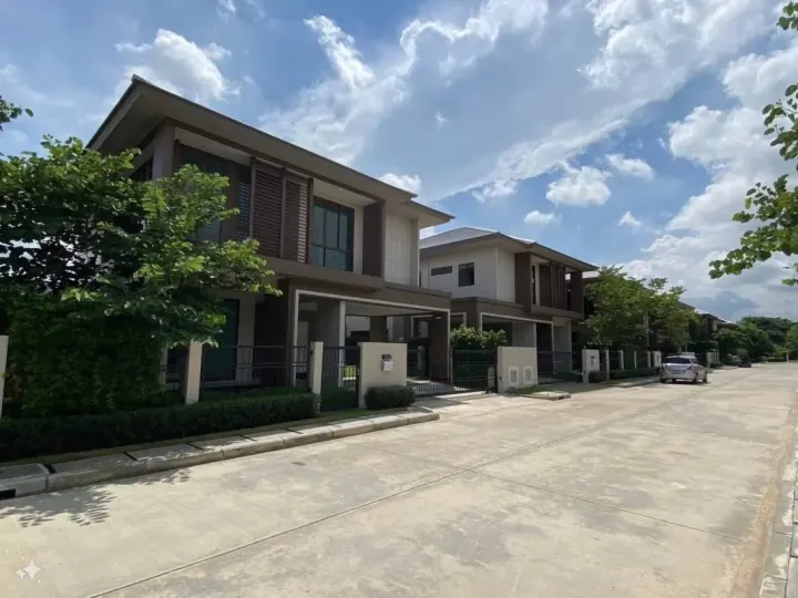 Property photos for Burasiri Krungthep Kreetha