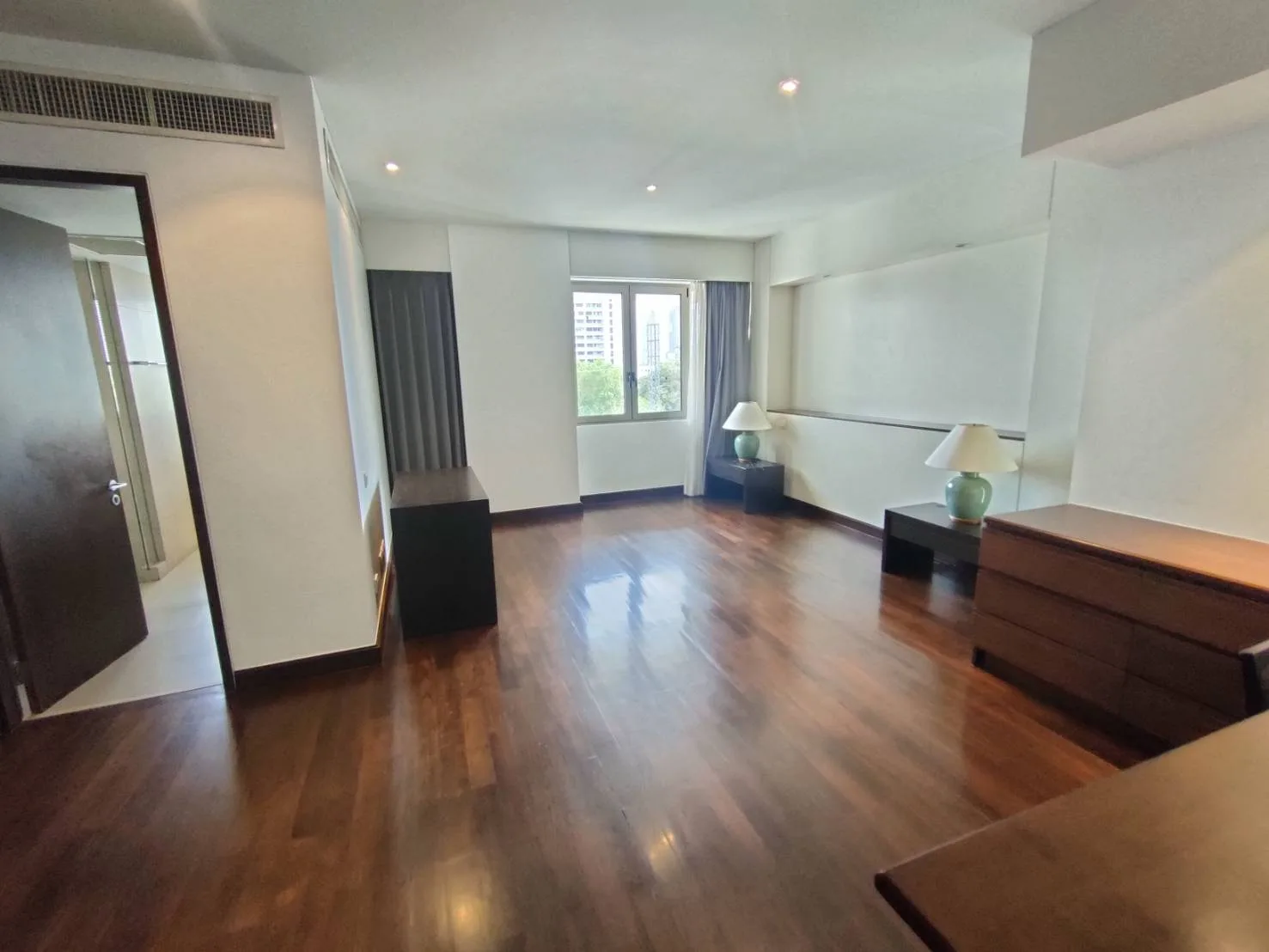 Property photos for Ruamrudee House