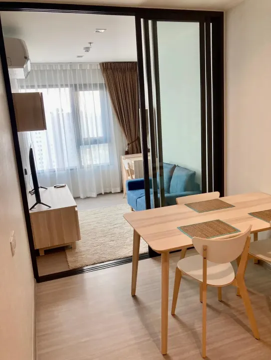 Property photos for Life Sathorn Sierra