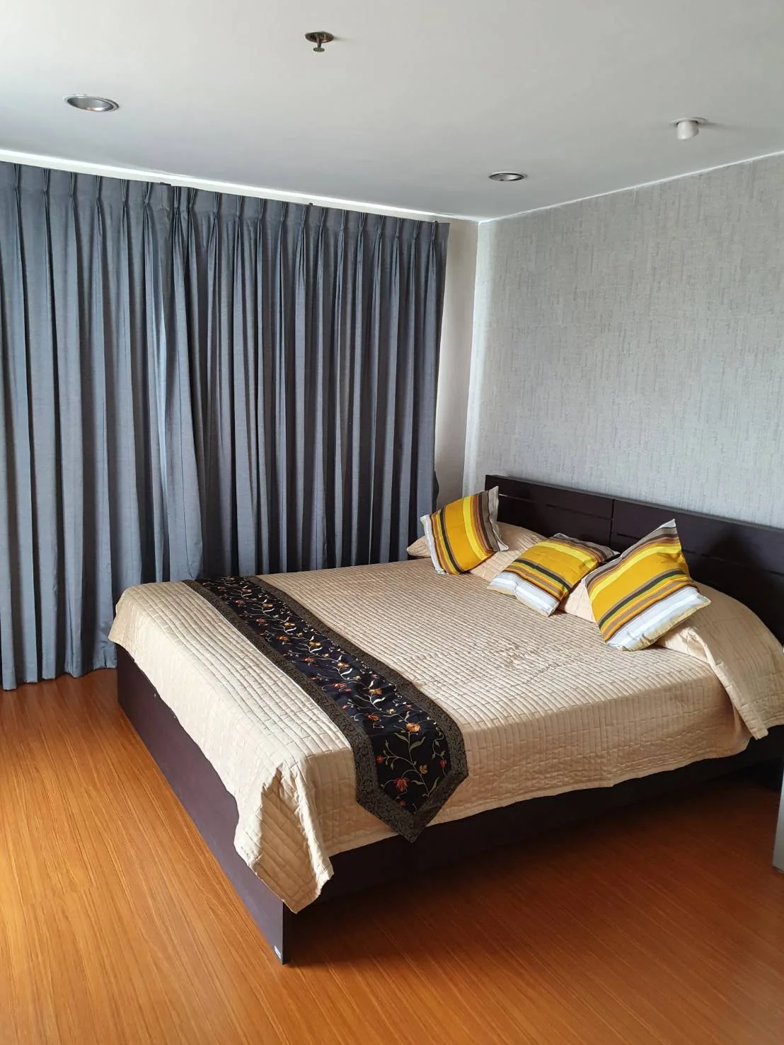 Property photos for The Waterford Diamond