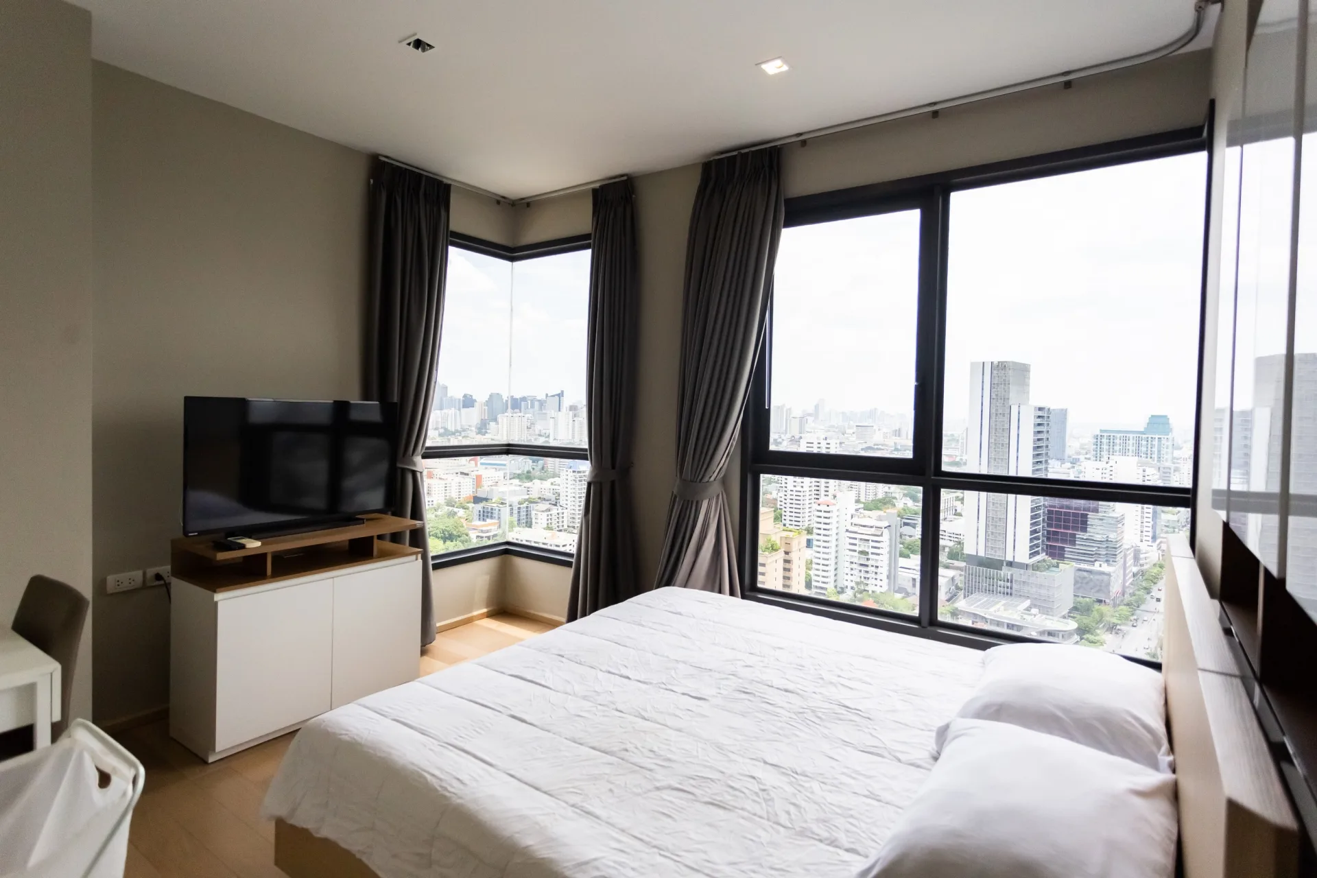 Property photos for HQ by Sansiri