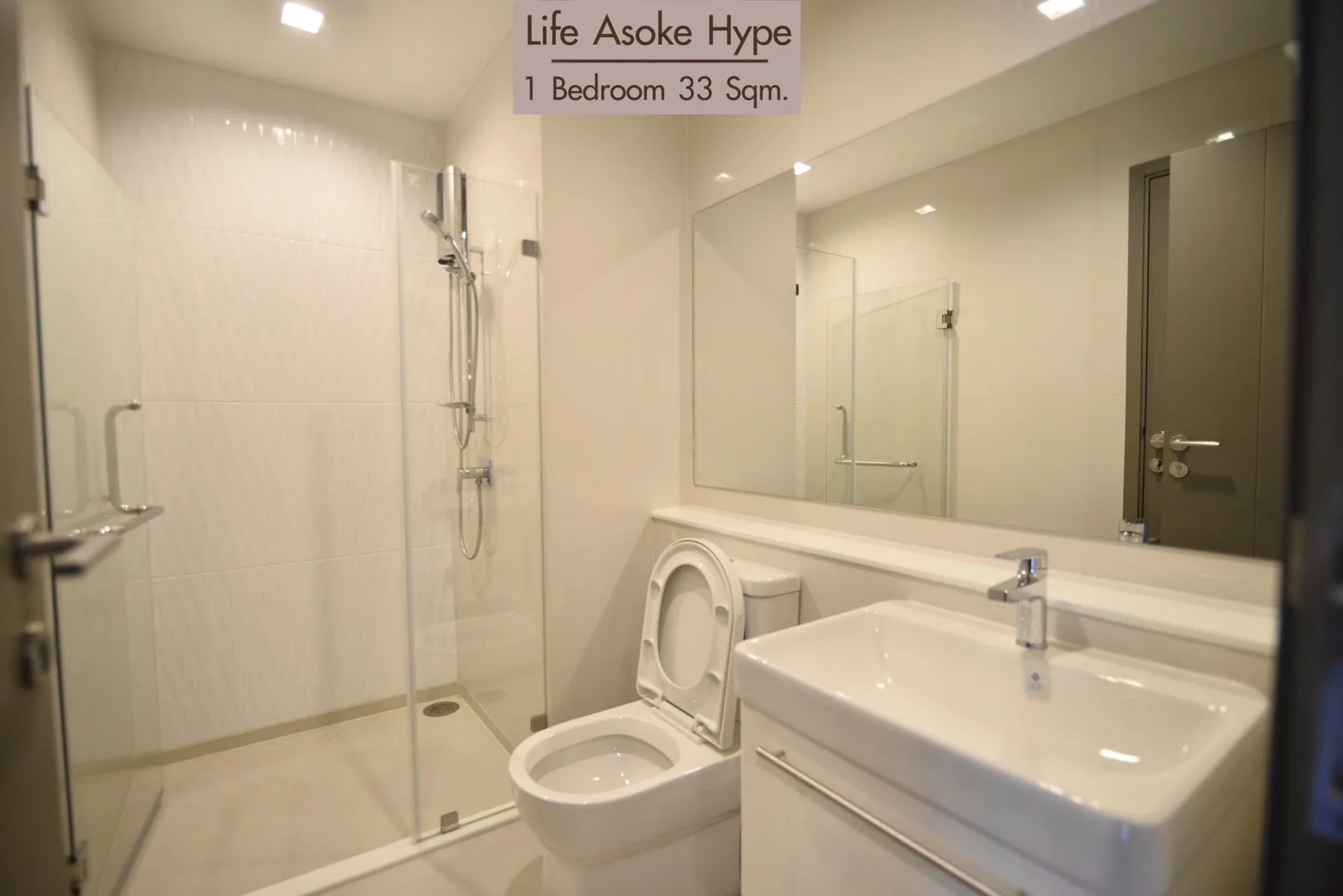 Property photos for Life Asoke Hype