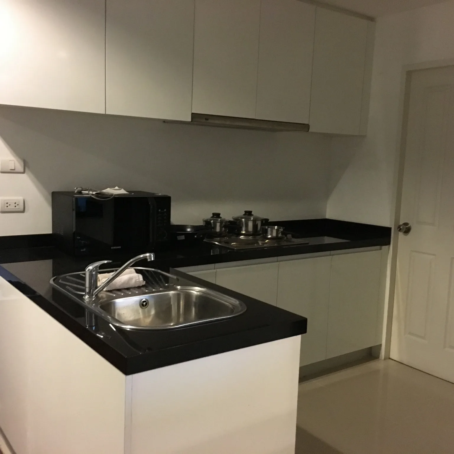 Property photos for Belle Grand Rama 9