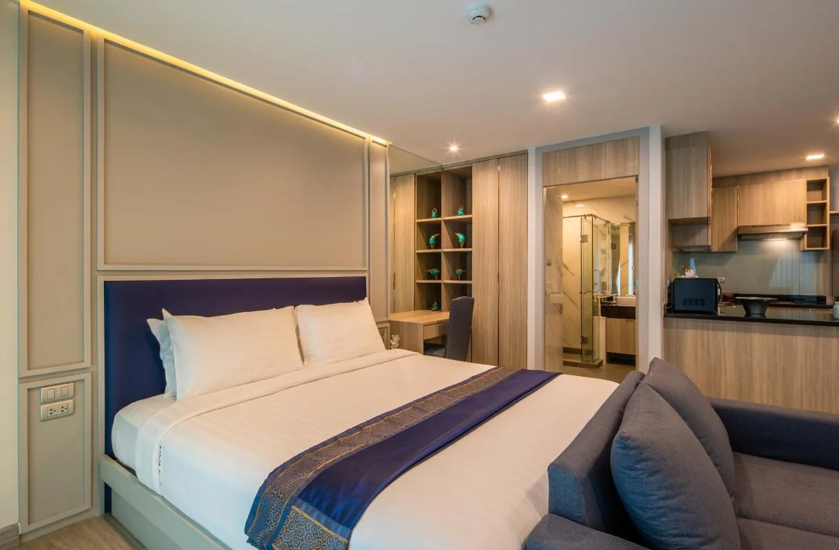 Property photos for Chaidee Mansion