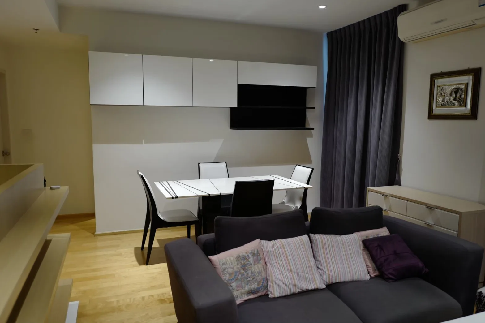 Property photos for Villa Rachatewi