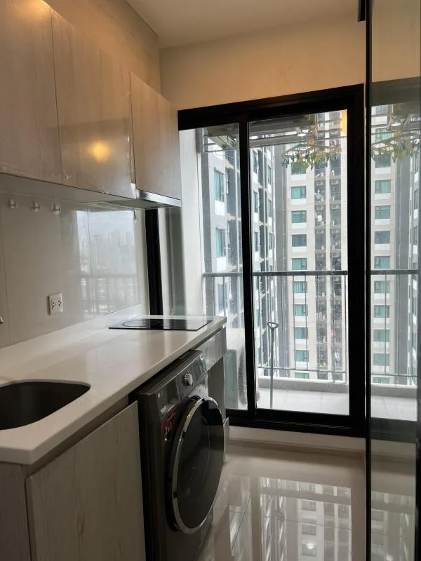 Property photos for Life Asoke