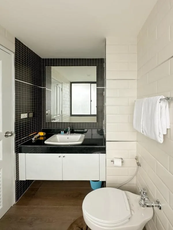 Property photos for Nantiruj Tower