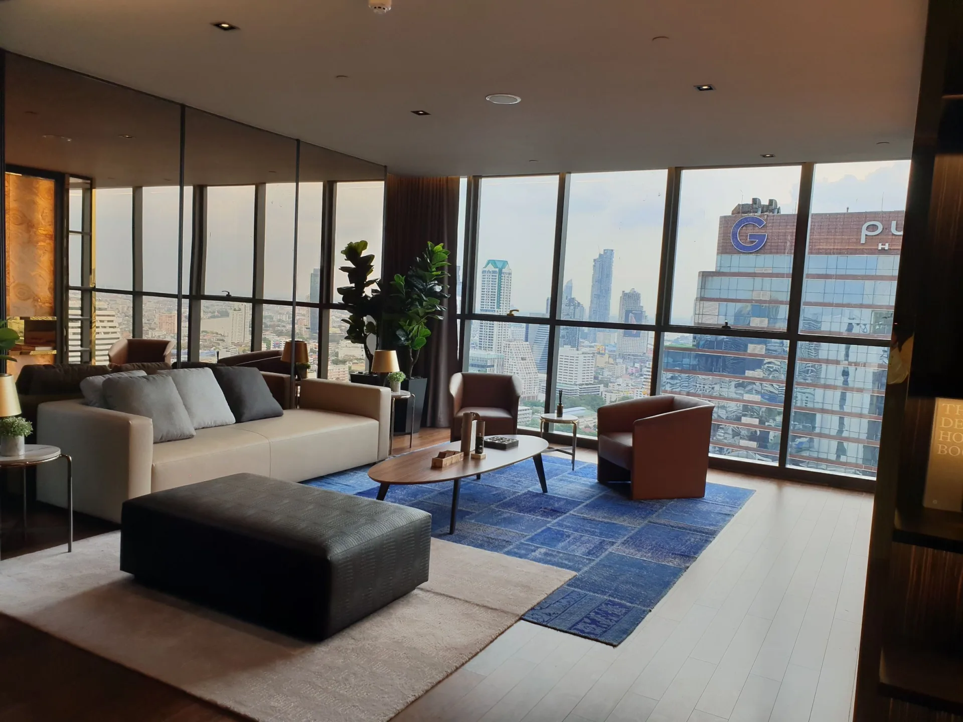 Property photos for Ashton Silom
