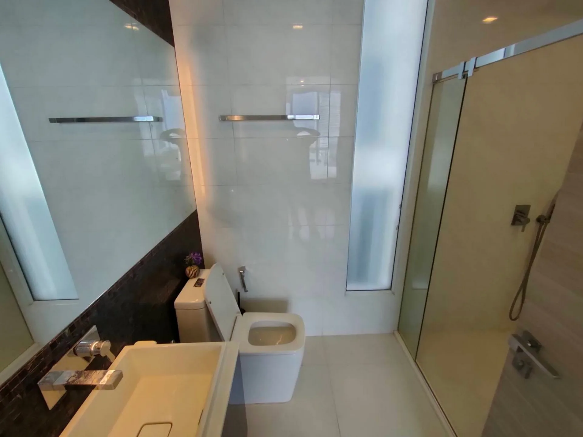 Property photos for The room Sathorn - TanonPun