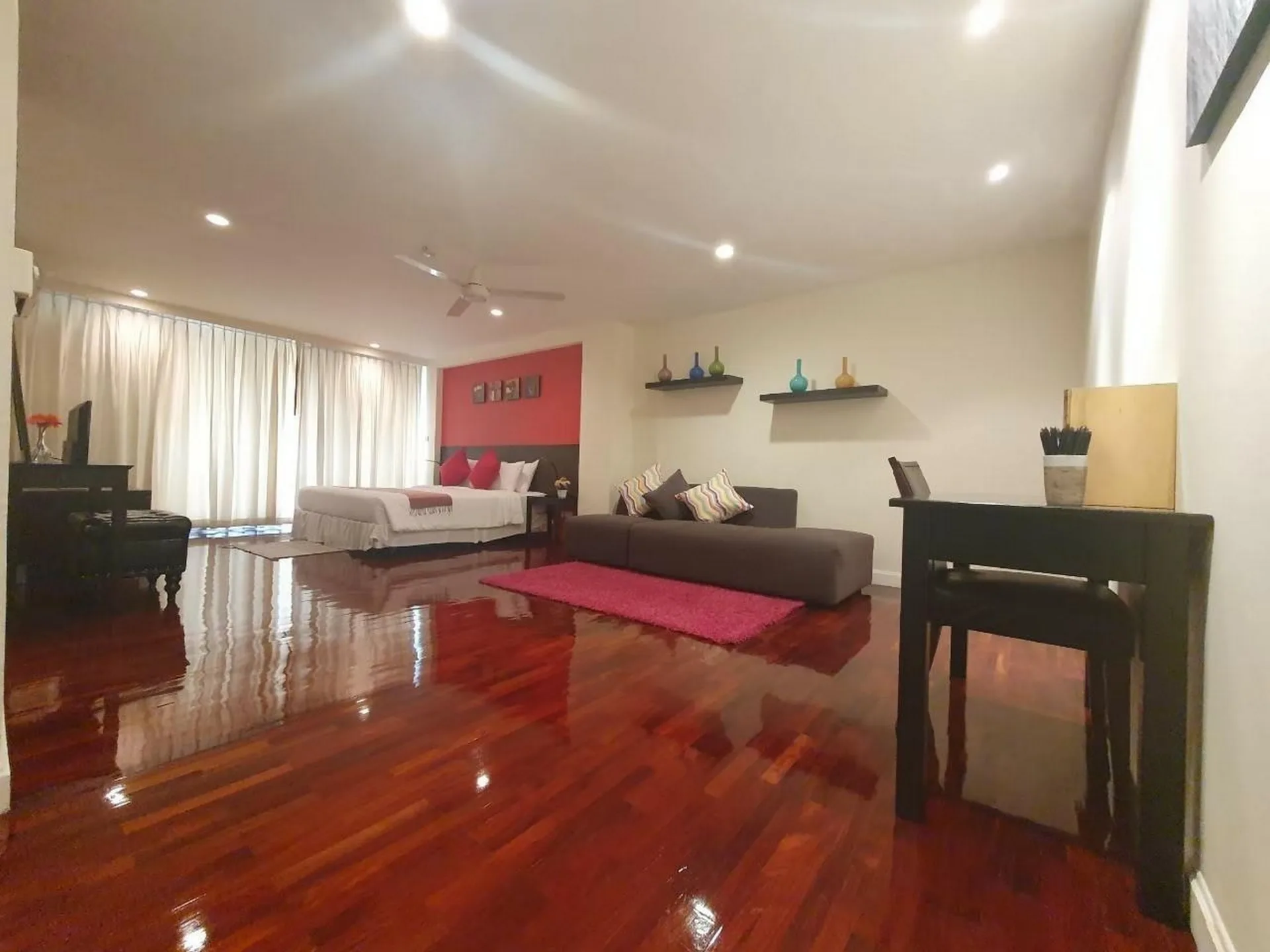 Property photos for Sathorn Gallery Residences