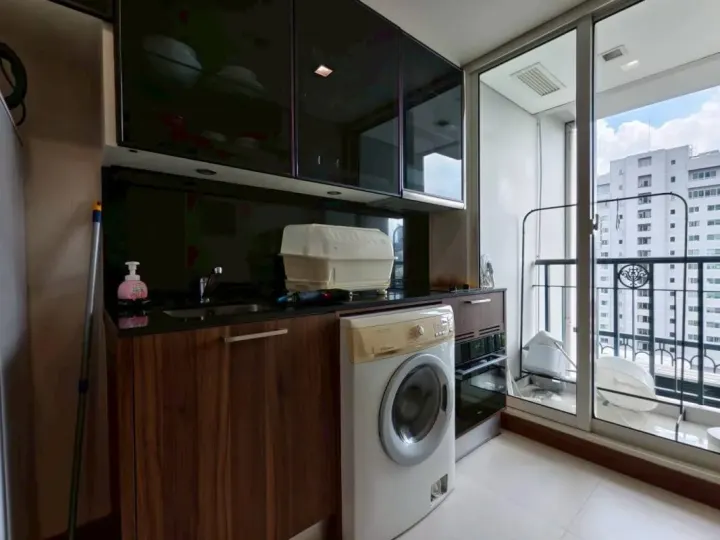 Property photos for Ivy Thonglor