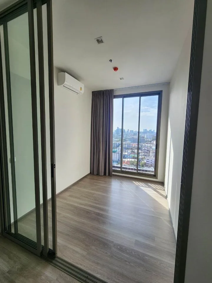 Property photos for Rhythm Charoenkrung Pavillion