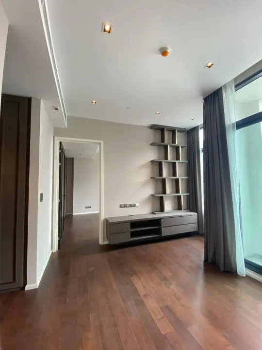 Property photos for The Diplomat 39