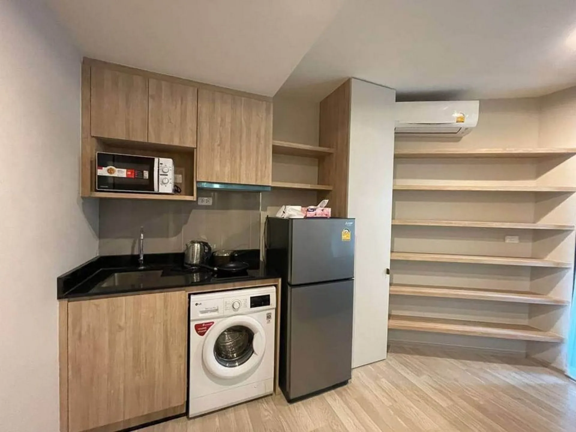 Property photos for Ideo Mobi Sukhumvit East Point