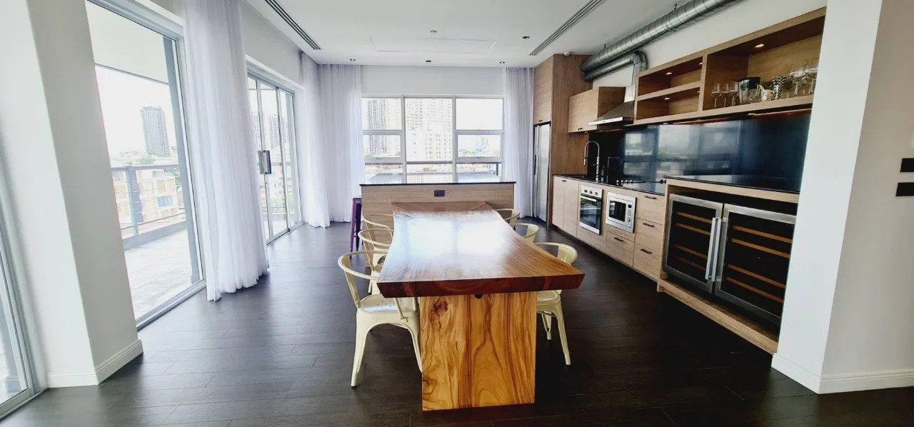 Property photos for Penthouse Condominium 3