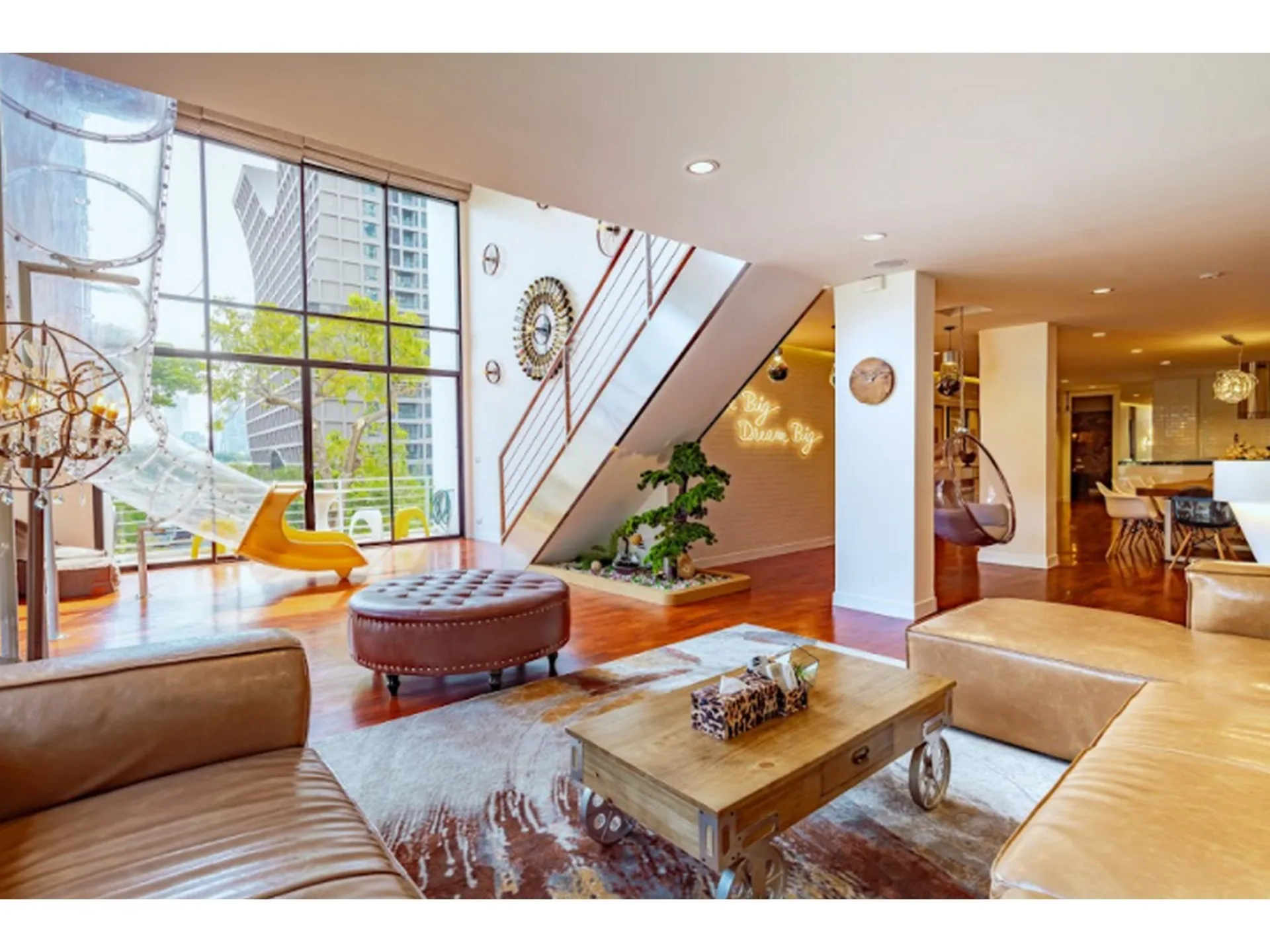 Property photos for Benviar Tonson Residence