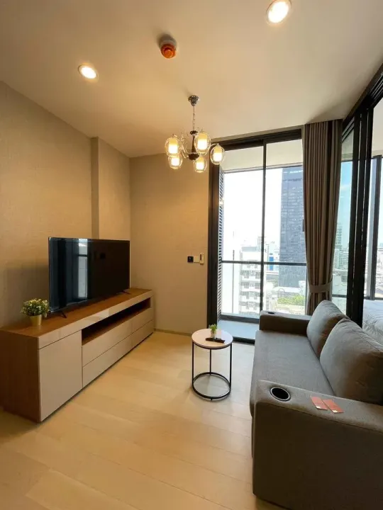 Property photos for The Extro Phayathai-rangnam