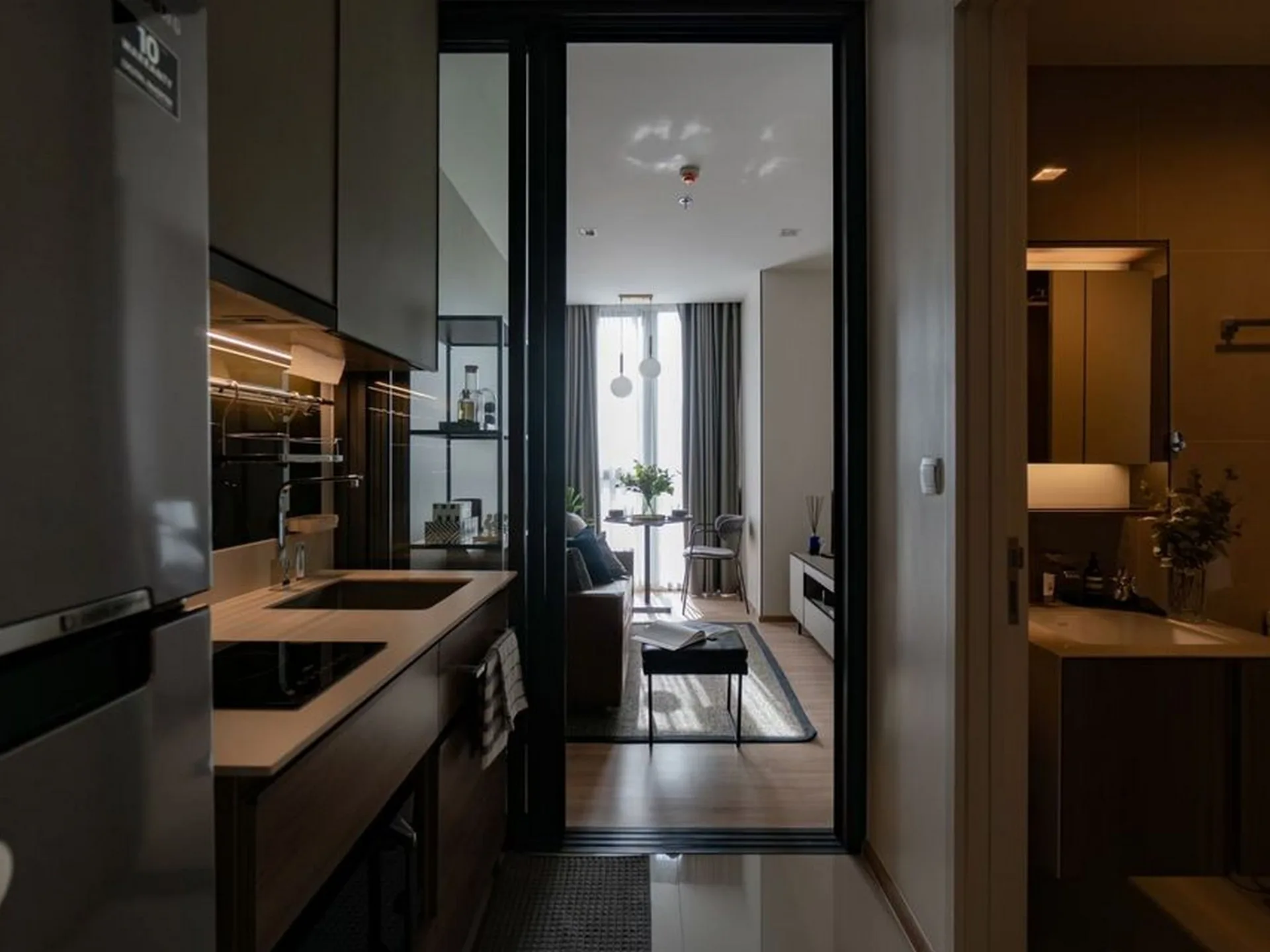 Property photos for THE LINE Phahol - Pradipat
