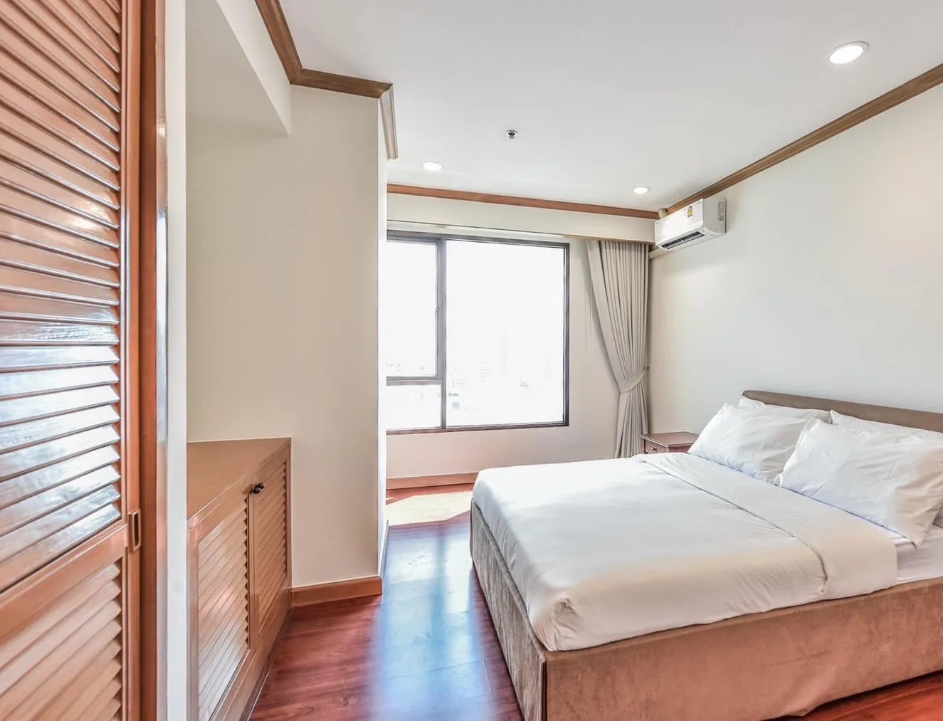 Property photos for Baan Chao Praya