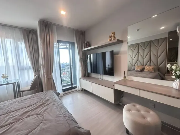 Property photos for Life Sathorn Sierra