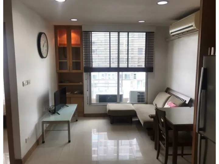 Property photos for Baan Pathumwan