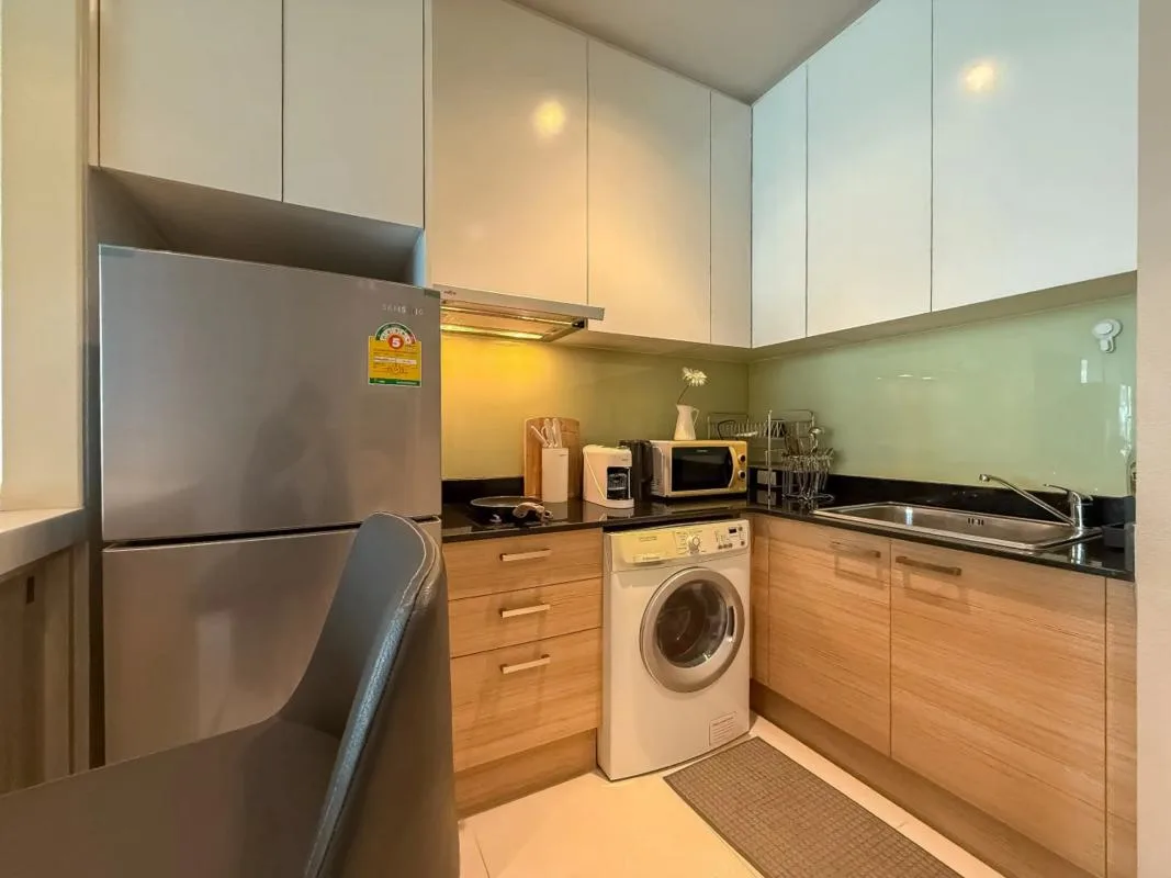 Property photos for Circle Condominium