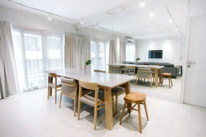 Property photos for Navin Court
