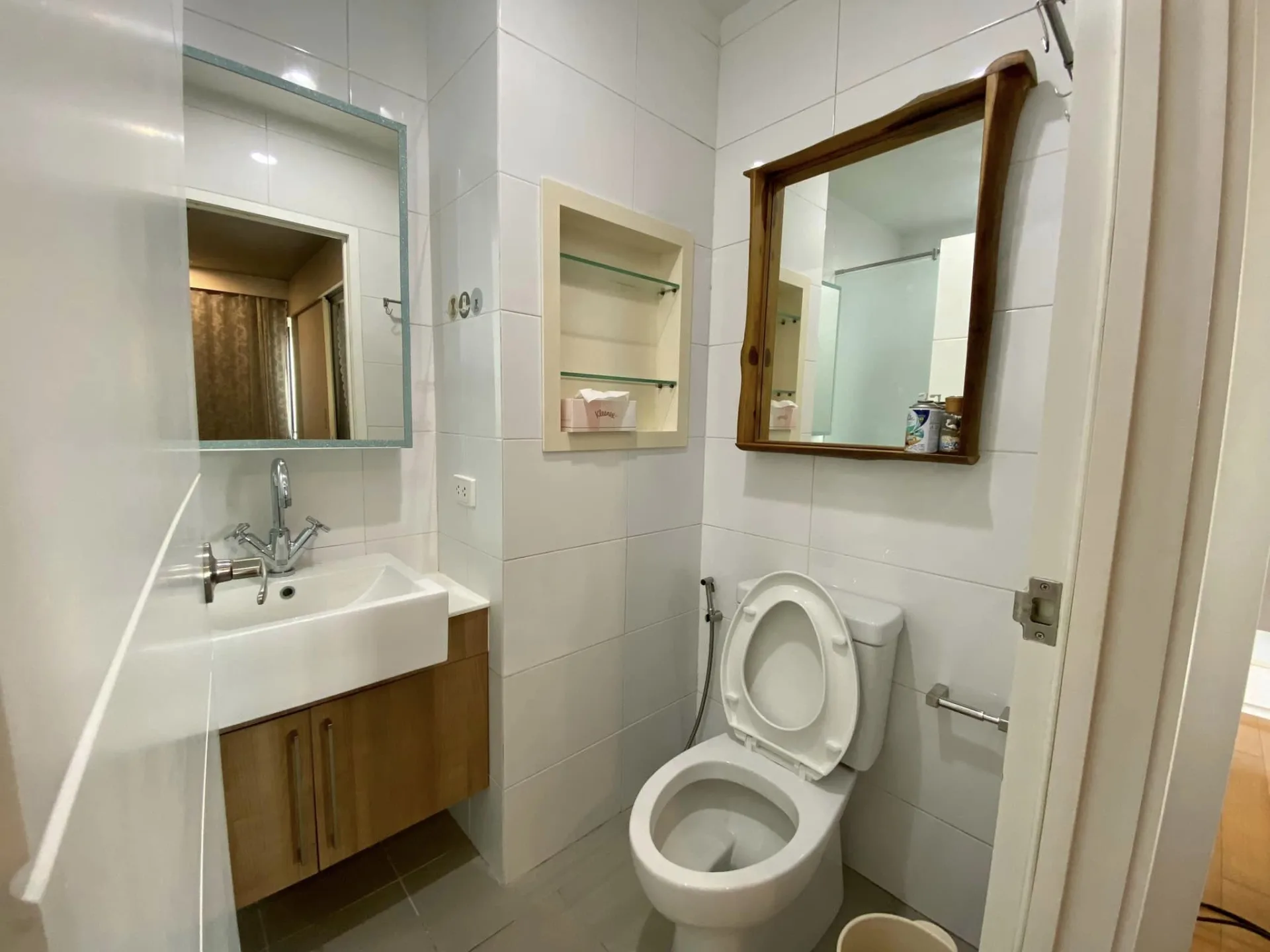 Property photos for Blocs 77