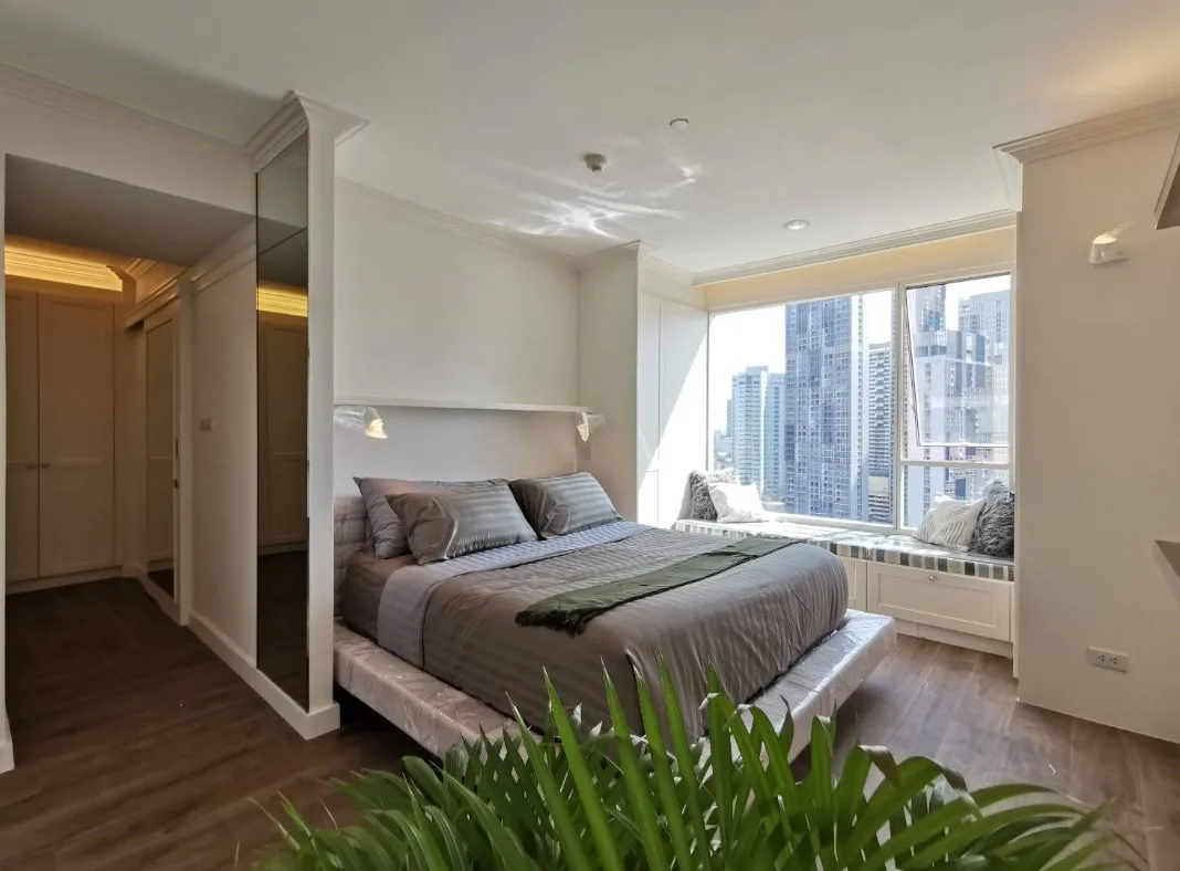 Property photos for Wilshire