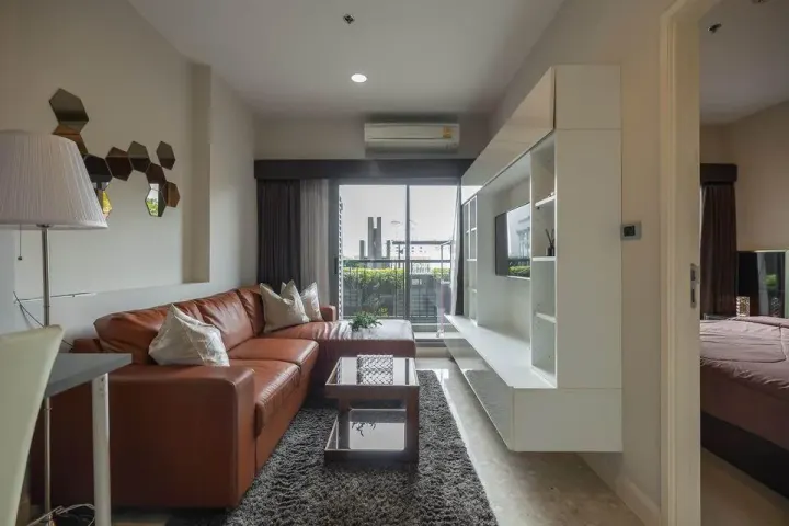 Property photos for The Crest Sukhumvit 34