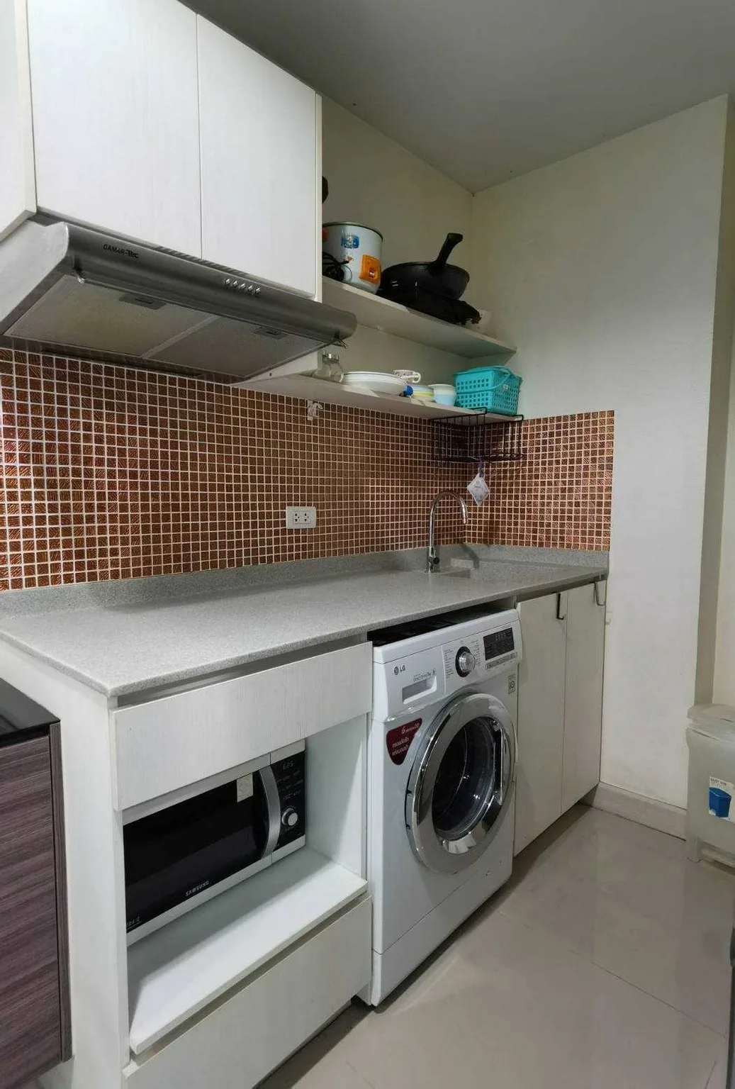 Property photos for The Link Vano Sukhumvit 64
