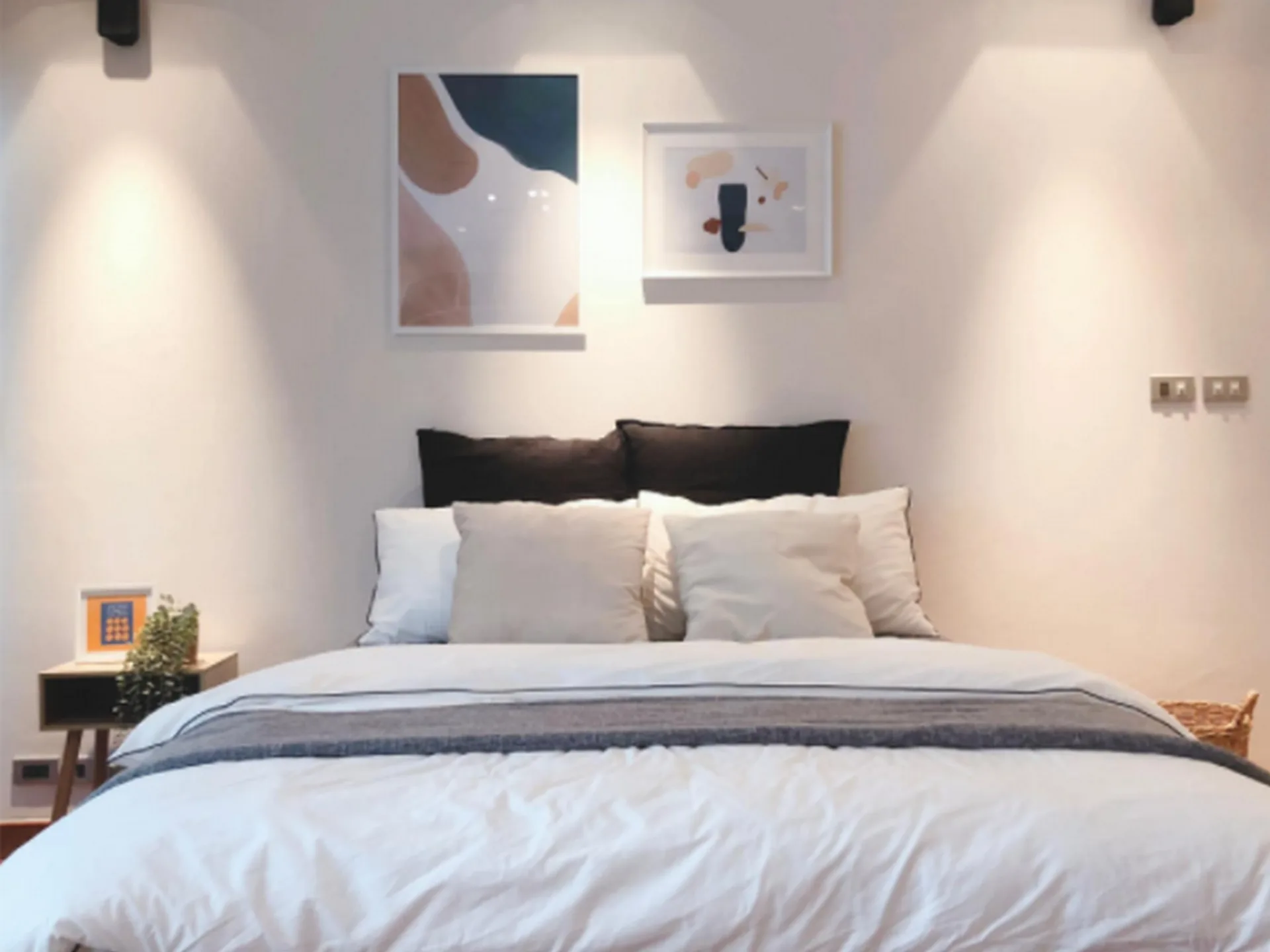 Property photos for Sathorn Gardens
