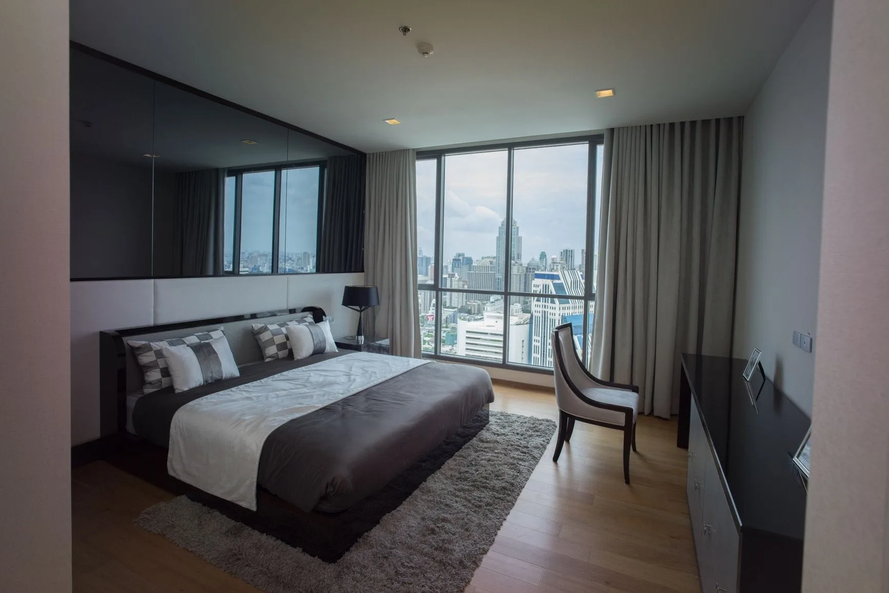 Property photos for Hyde Sukhumvit 13