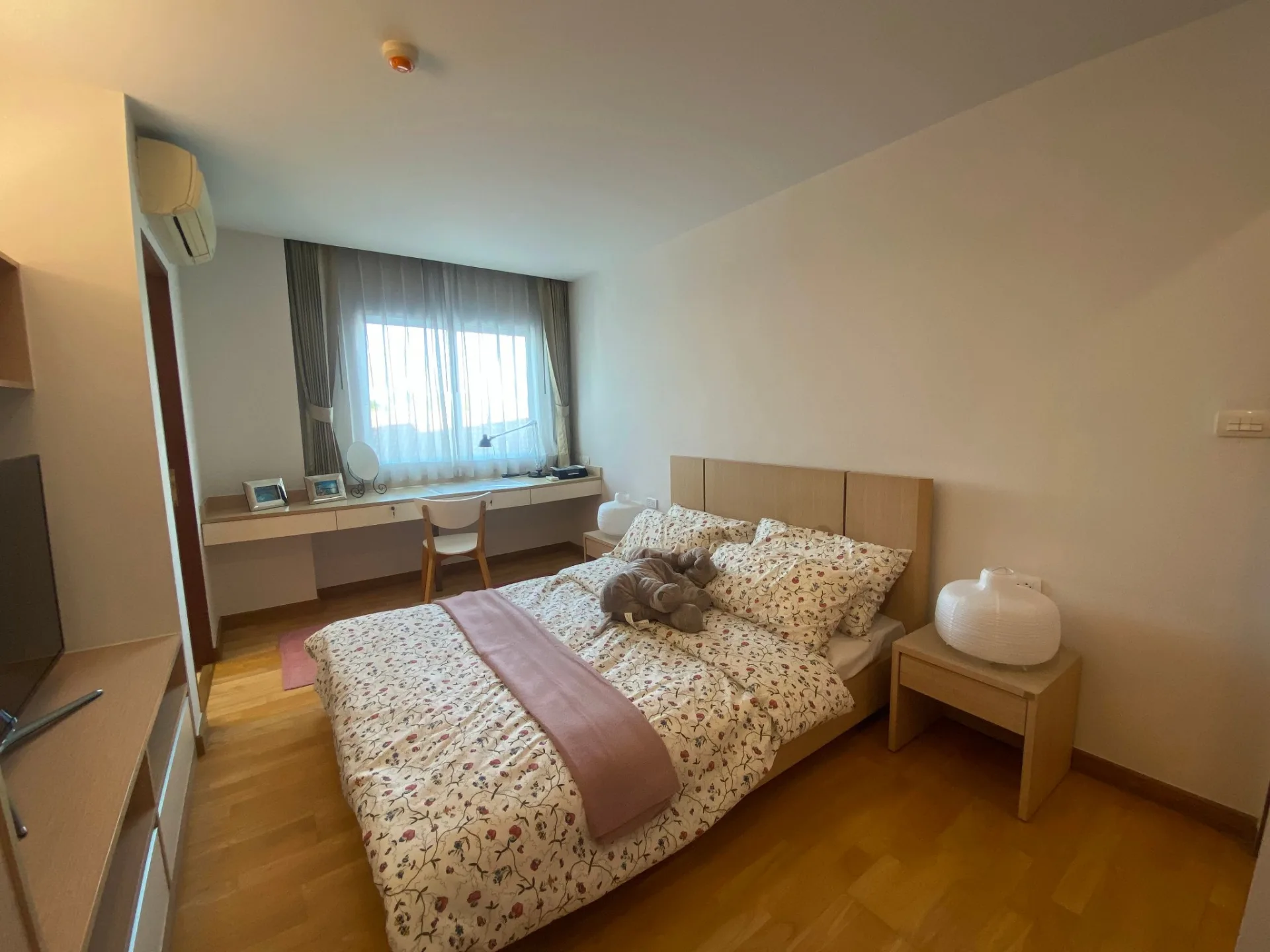 Property photos for Residence 52