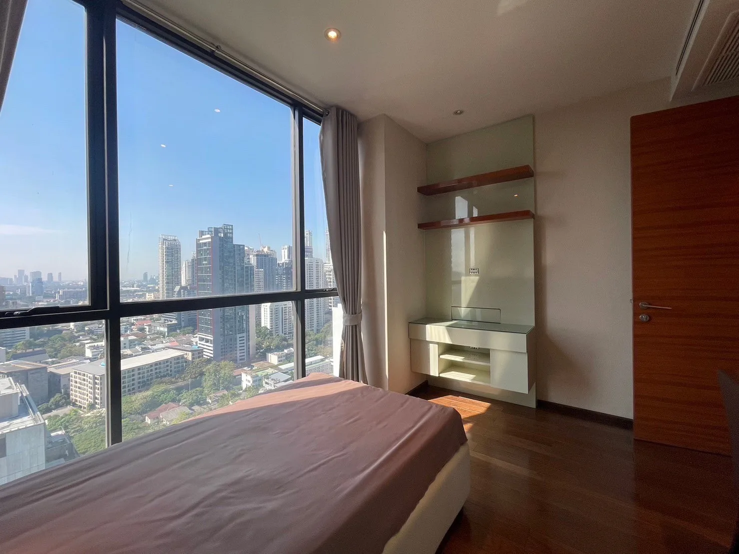 Property photos for The Address Sukhumvit 28