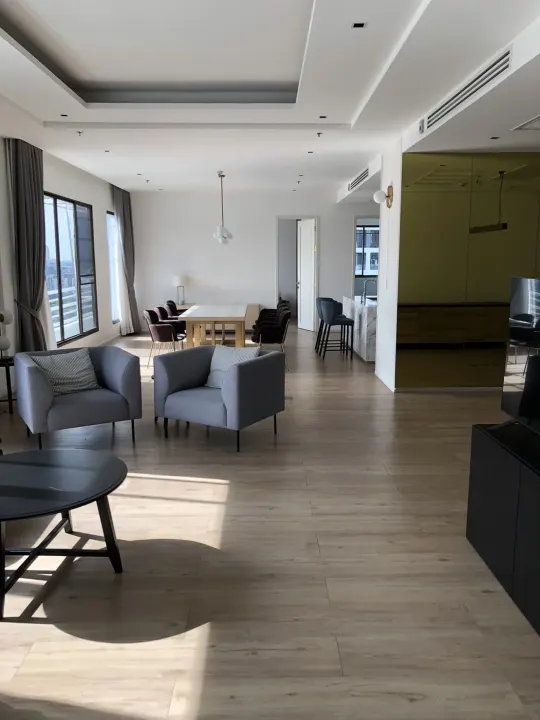 Property photos for The Pearl 49