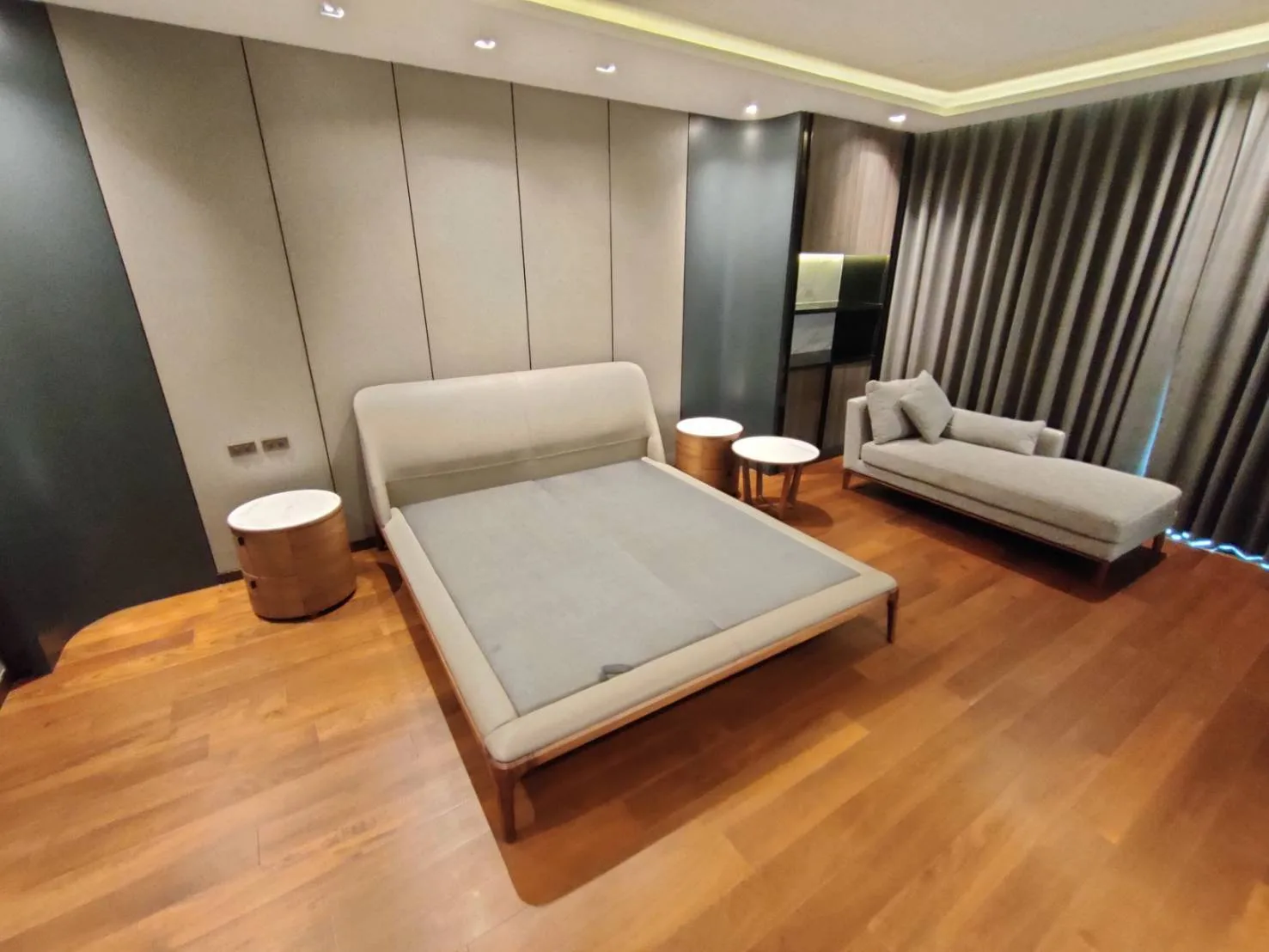 Property photos for Polaris Residence