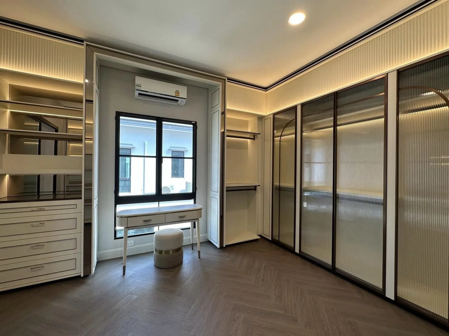 Property photos for Nantawan Rama 9 - Srinakarin