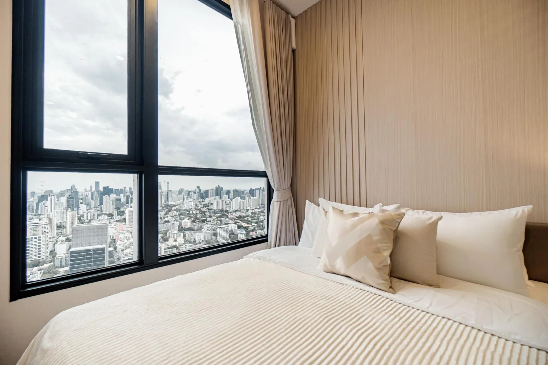 Property photos for Park Origin Thonglor