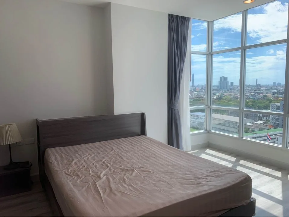 Property photos for Centric Sathorn - Saint Louis