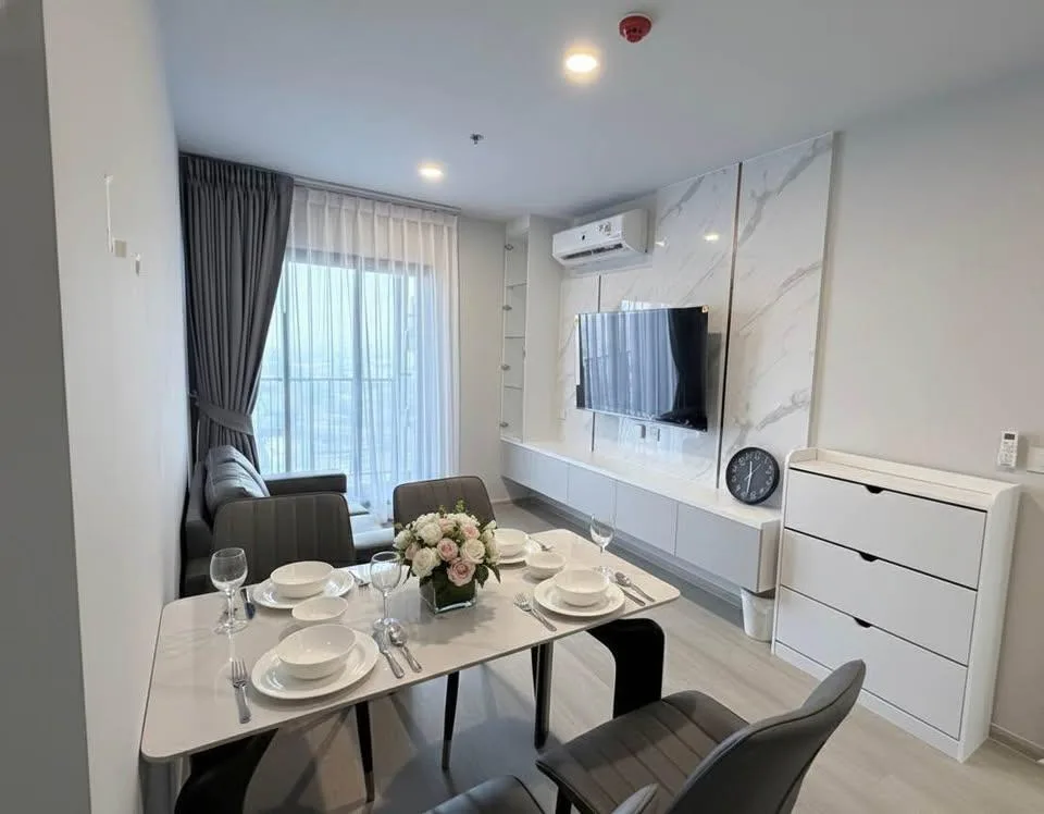 Property photos for Aspire Onnut Station