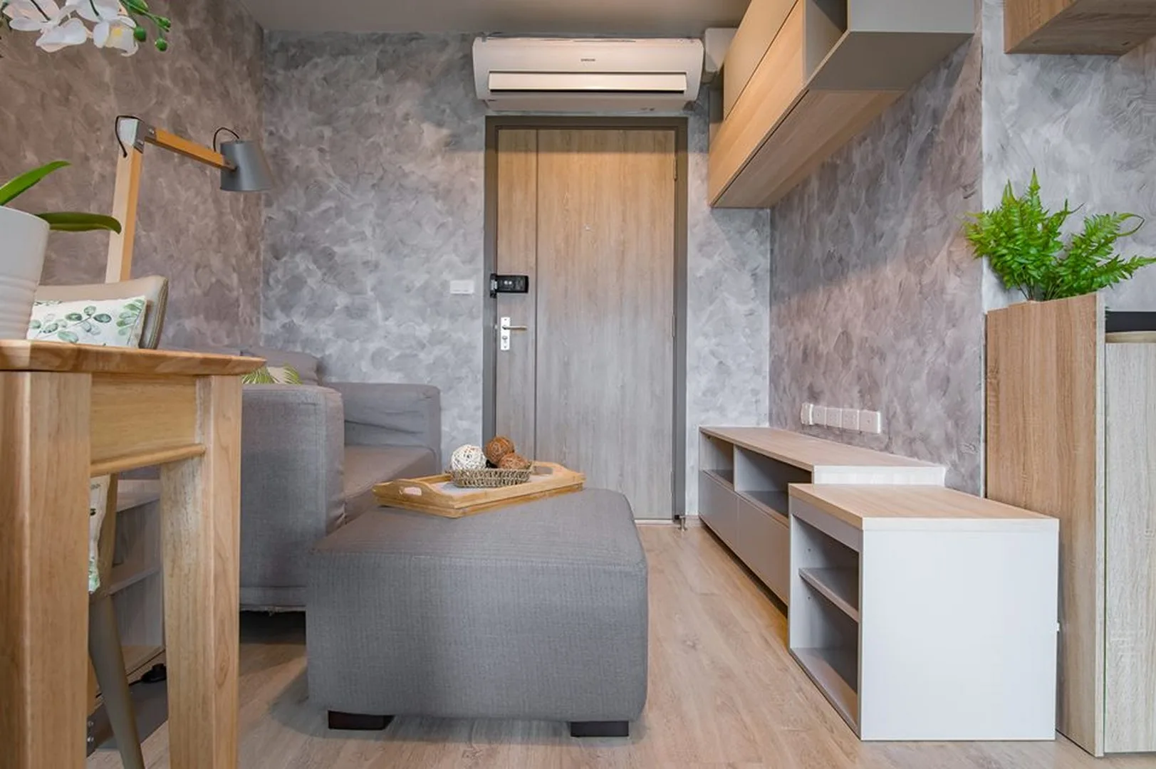 Property photos for IDEO O2