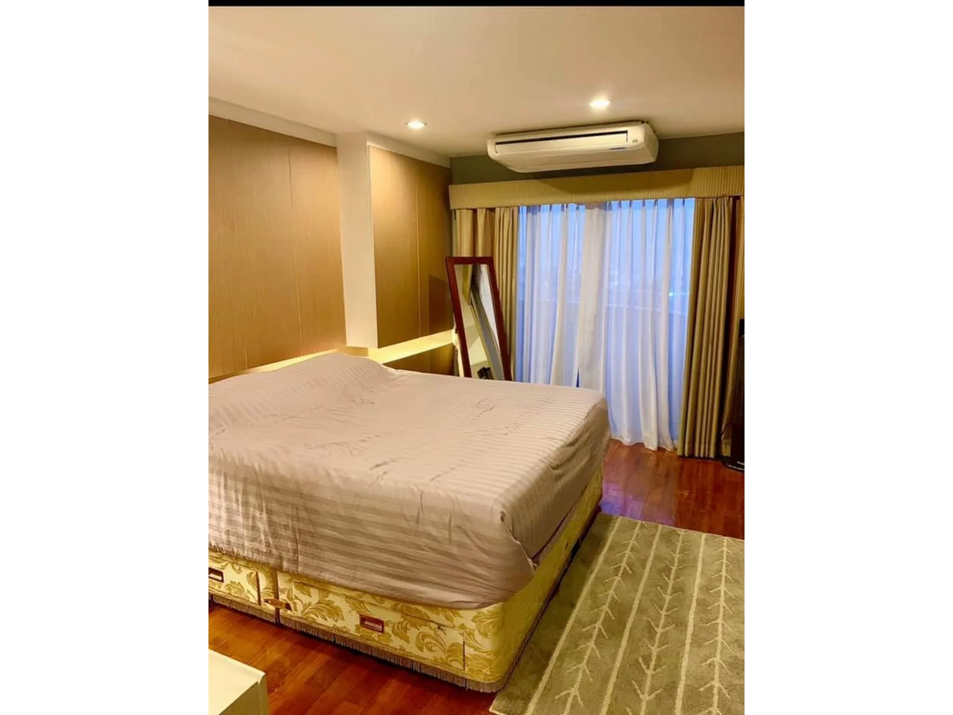 Property photos for Wittayu Complex