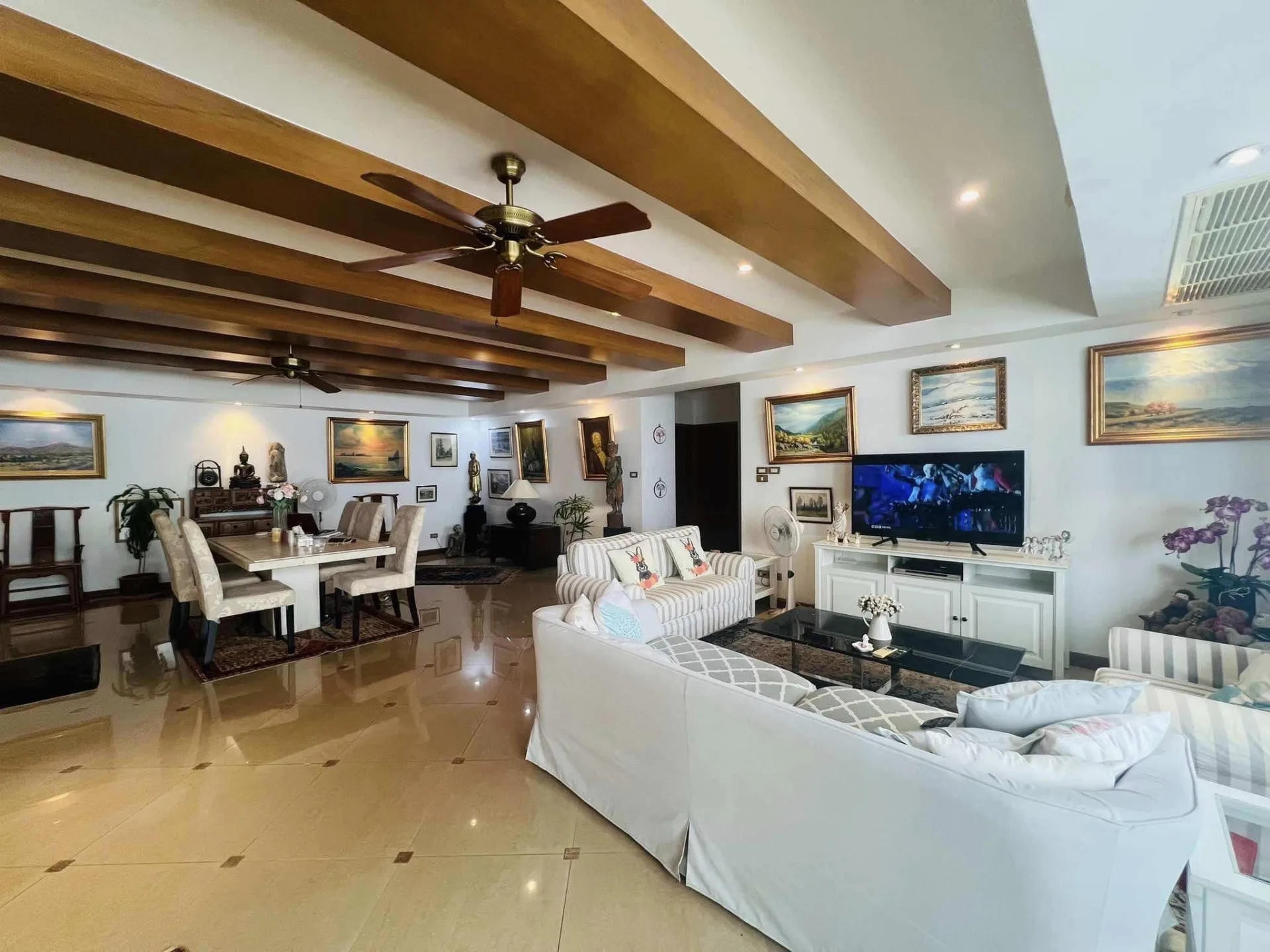 Property photos for Le Premier 1