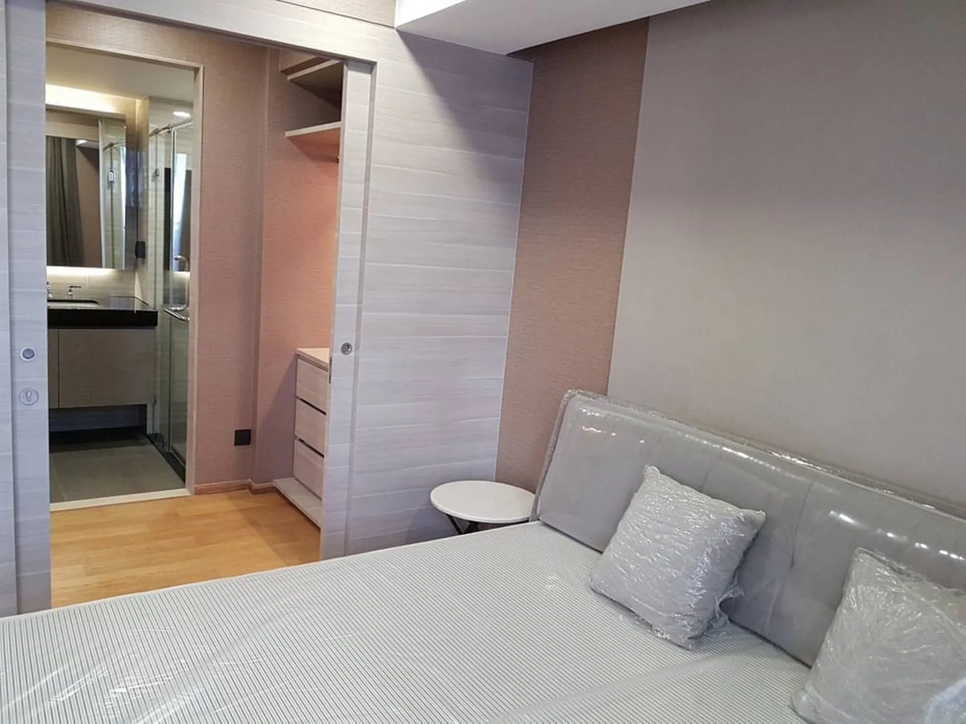 Property photos for Klass Condo Langsuan