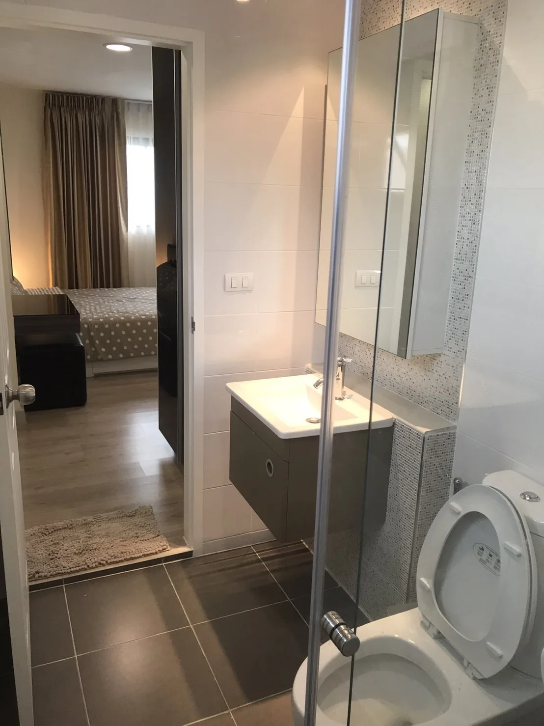 Property photos for The Link Vano Sukhumvit 64