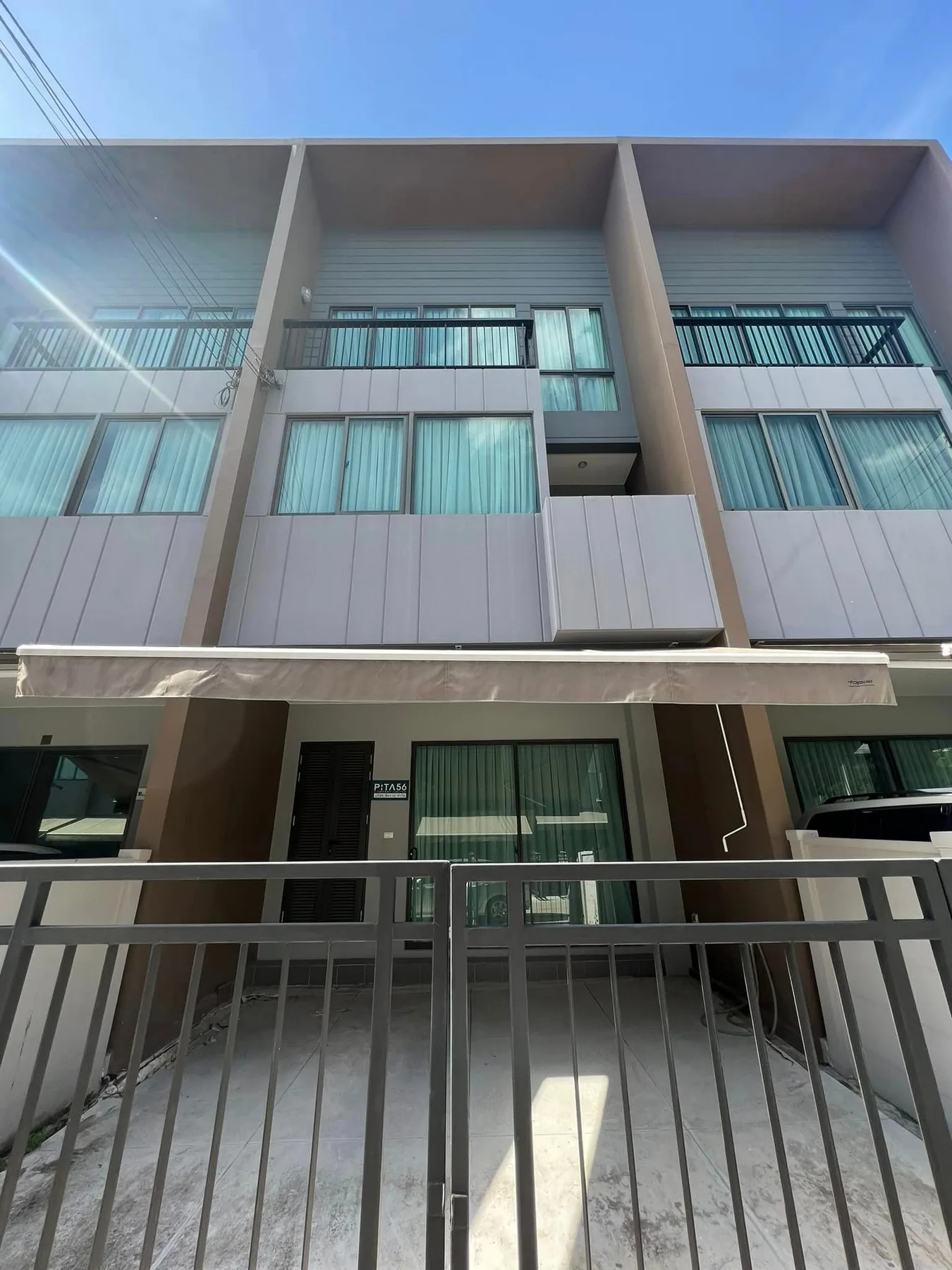 Property photos for Baan Klang Muang Rama 9