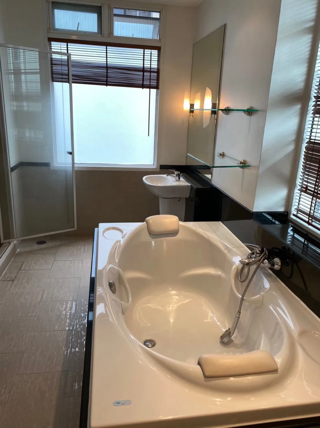 Property photos for The Verandah - Sukhumvit Soi 23