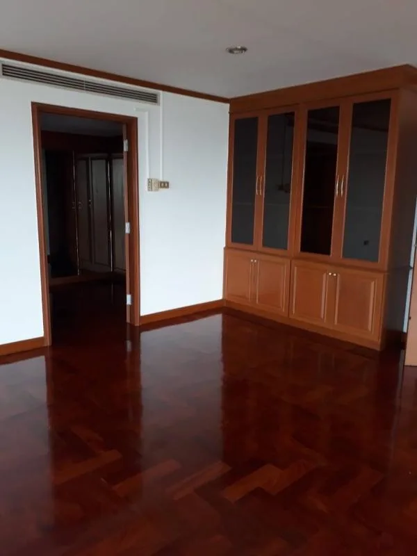 Property photos for D.S. Tower 1 Sukhumvit 33