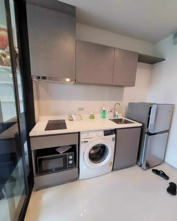 Property photos for Life Asoke Hype